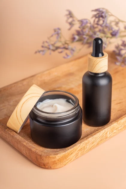 Kırışıklık Karşıtı Göz Kremi