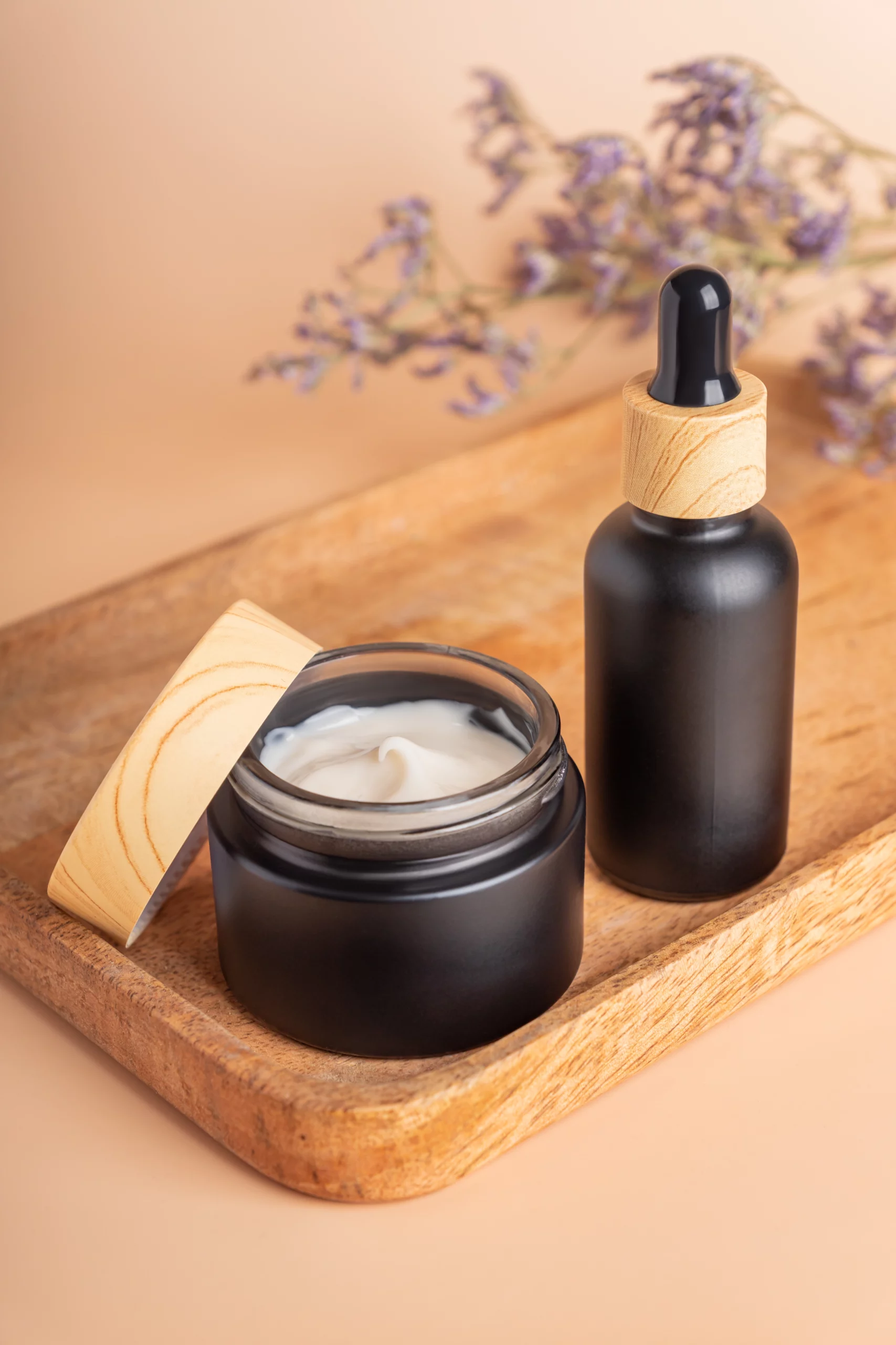 Kırışıklık Karşıtı Göz Kremi